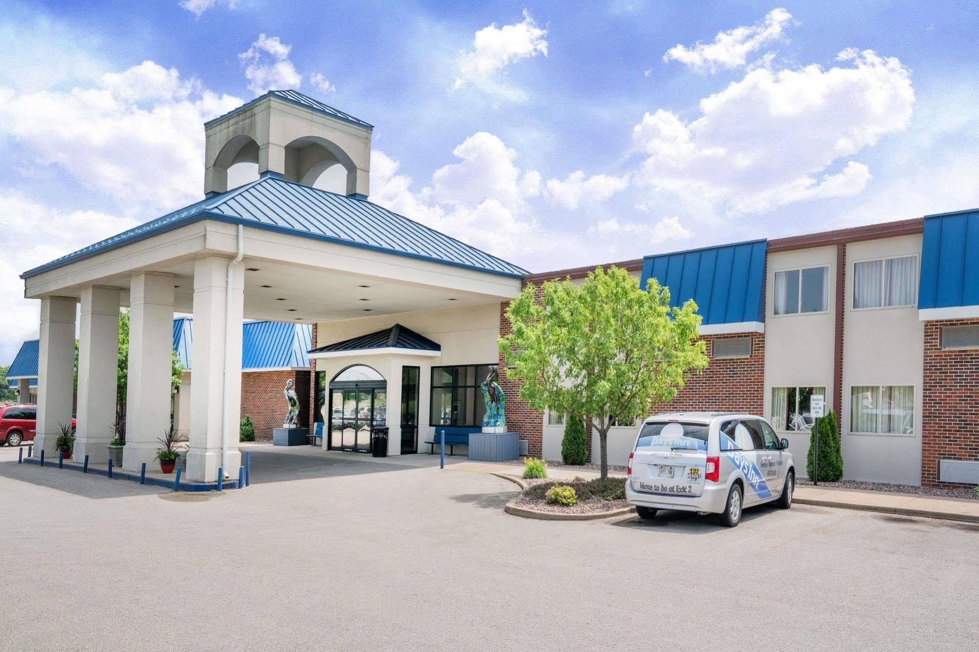 Days Inn Hotel & Conference Center La Crosse Dış mekan fotoğraf