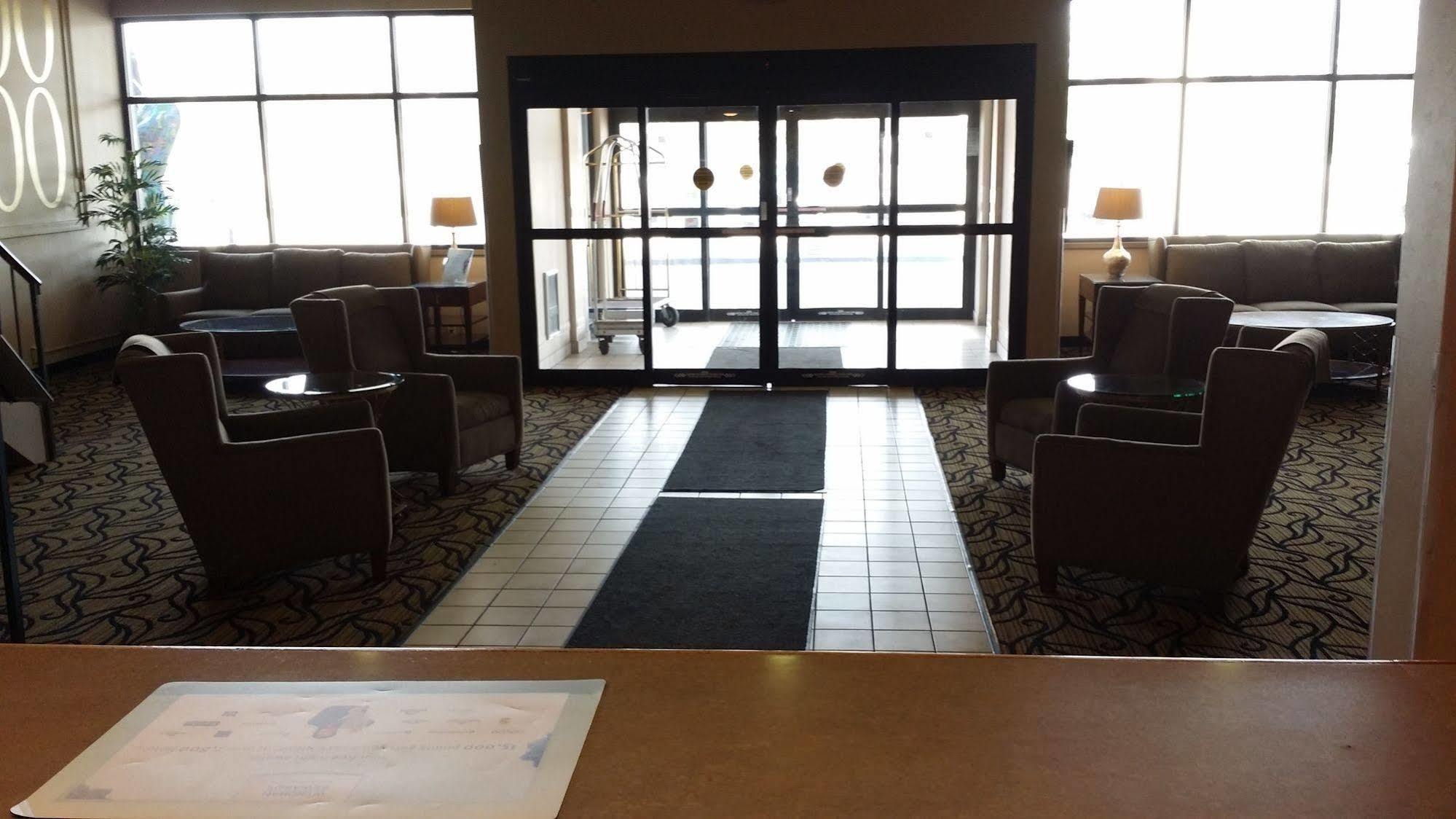 Days Inn Hotel & Conference Center La Crosse Dış mekan fotoğraf