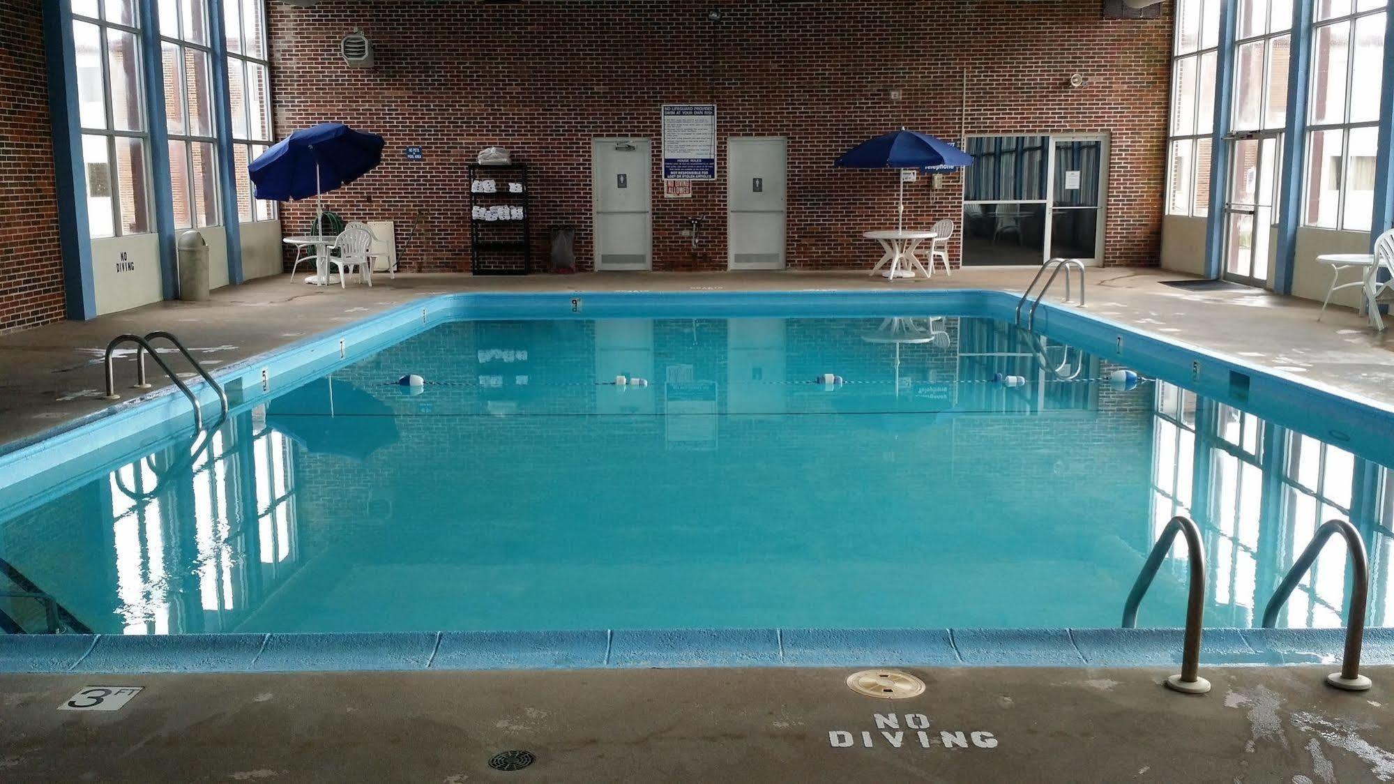 Days Inn Hotel & Conference Center La Crosse Dış mekan fotoğraf