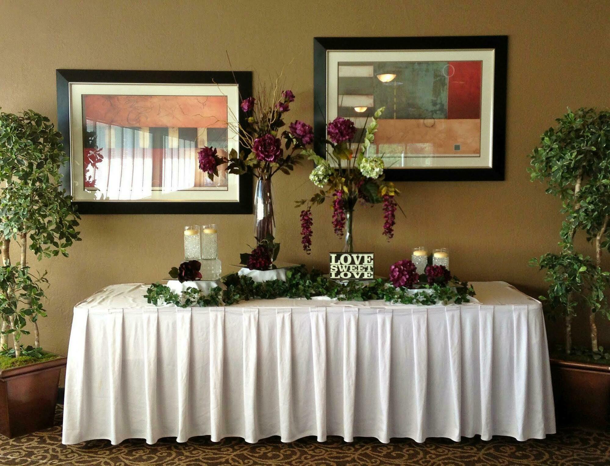 Days Inn Hotel & Conference Center La Crosse Dış mekan fotoğraf